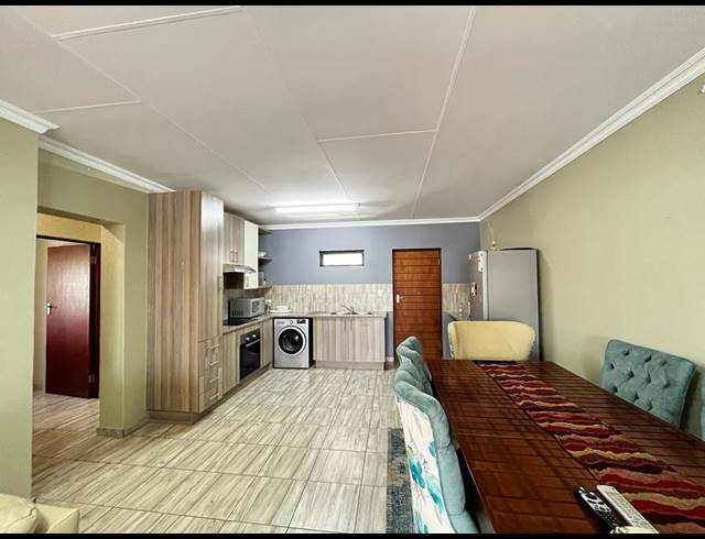 2 BEDROOM TOWNHOUSE FOR SALE IN NOORDWYK